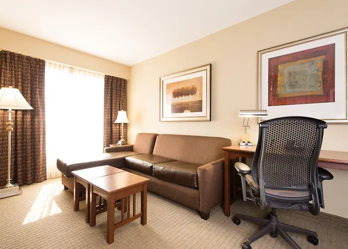Hotel Staybridge By Ihg 3*