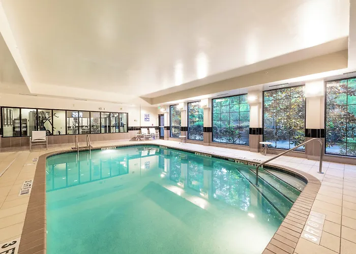 Staybridge By Ihg Hotel